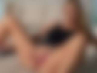 Live cam show with XenEuphoria - Blonde Hair on crypto-cams