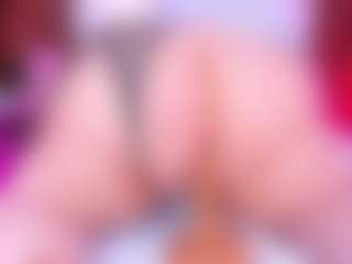 martinna-28's Live Sex Cam Show