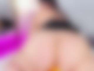 martinna-28's Live Sex Cam Show