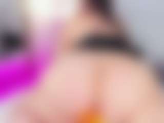Live cam show with martinna-28 - Dirty Talk on SinfulBabes