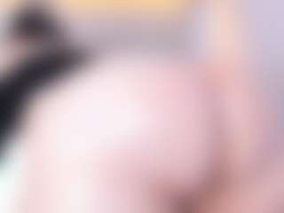 Live cam show with martinna-28 - Young Adult on sexylive.show
