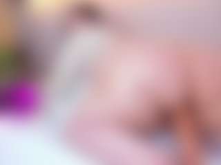 Live cam show with martinna-28 - Anal on AdultVida.com