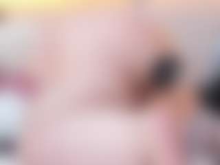 Live cam show with martinna-28 - Double Penetration on Camsoda Late Night