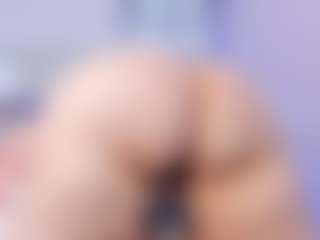 Live cam show with martinna-28 - Foot Fetish on Hubzter Live