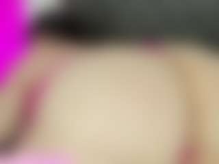 Live cam show with martinna-28 - Shaved Pussy Brown Hair on Free Soda