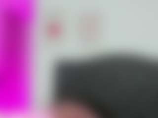 Live cam show with martinna-28 - Dirty Talk on Mixed Magazine Live