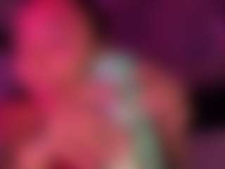 xoxgoldie's Live Sex Cam Show
