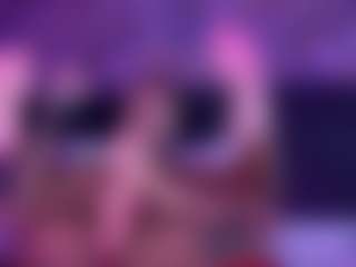 xoxgoldie's Live Sex Cam Show