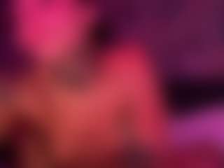 xoxgoldie's Live Sex Cam Show