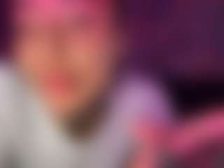 xoxgoldie's Live Sex Cam Show