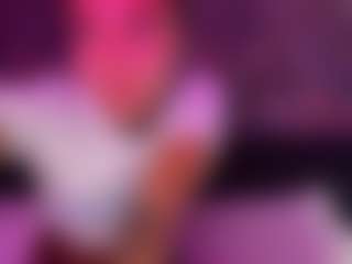 xoxgoldie's Live Sex Cam Show