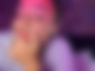 xoxgoldie's Live Sex Cam Show