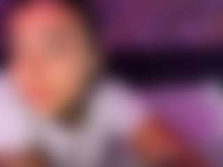 xoxgoldie's Live Sex Cam Show