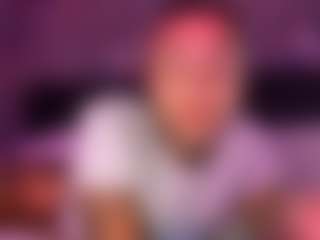 xoxgoldie's Live Sex Cam Show