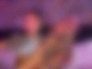 xoxgoldie's Live Sex Cam Show