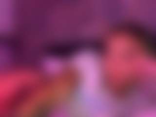 xoxgoldie's Live Sex Cam Show