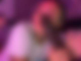 xoxgoldie's Live Sex Cam Show