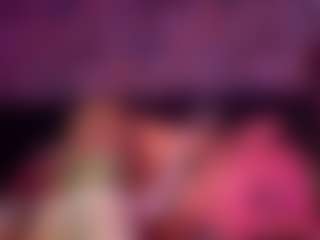 xoxgoldie's Live Sex Cam Show