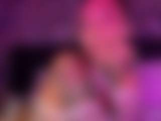 Live cam show with xoxgoldie - Lovense on AdultVida.com