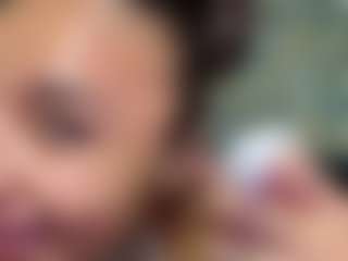 xoxgoldie's Live Sex Cam Show