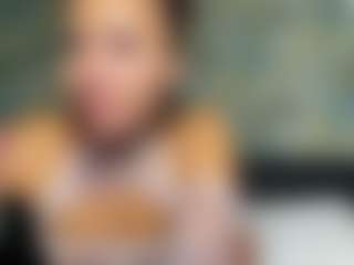 xoxgoldie's Live Sex Cam Show