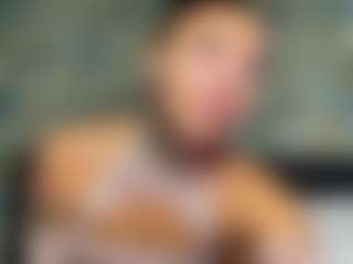 xoxgoldie's Live Sex Cam Show