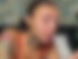 xoxgoldie's Live Sex Cam Show