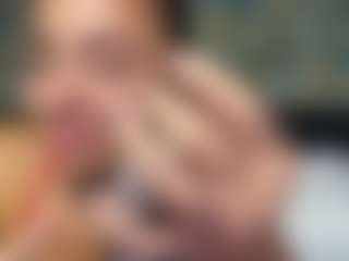 xoxgoldie's Live Sex Cam Show