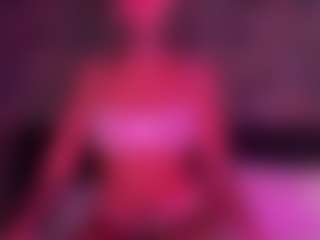 xoxgoldie's Live Sex Cam Show