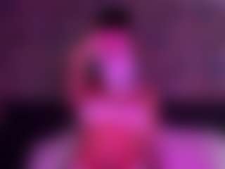 xoxgoldie's Live Sex Cam Show