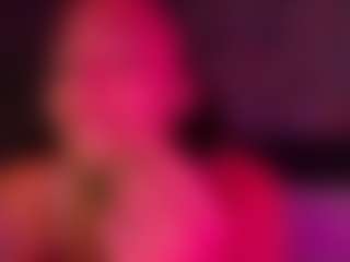 xoxgoldie's Live Sex Cam Show