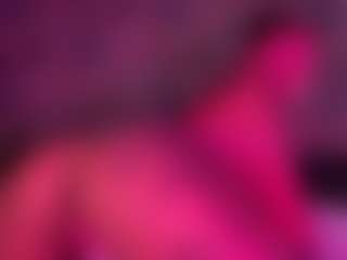 xoxgoldie's Live Sex Cam Show