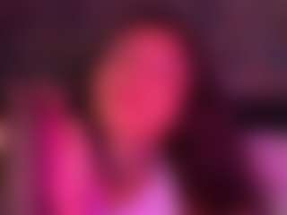 xoxgoldie's Live Sex Cam Show
