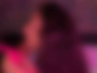 Live cam show with xoxgoldie - Small Tits on TeamSkeetLive