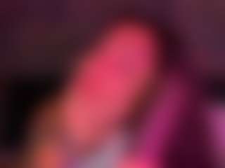 xoxgoldie's Live Sex Cam Show