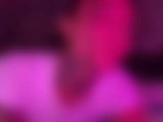 xoxgoldie's Live Sex Cam Show
