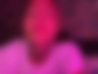 xoxgoldie's Live Sex Cam Show