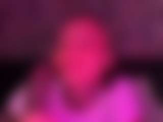 xoxgoldie's Live Sex Cam Show