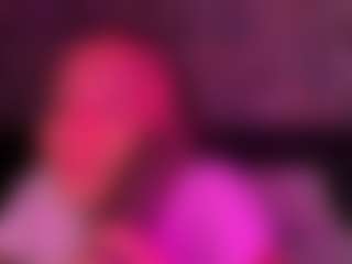 xoxgoldie's Live Sex Cam Show