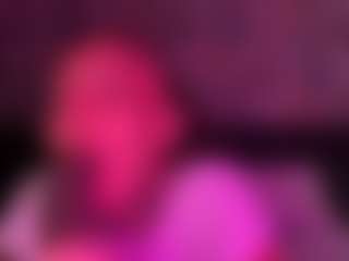 xoxgoldie's Live Sex Cam Show