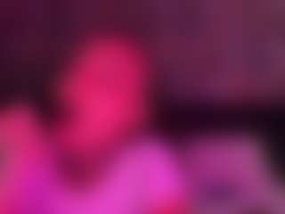 xoxgoldie's Live Sex Cam Show