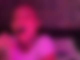 xoxgoldie's Live Sex Cam Show