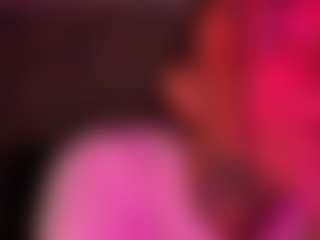 xoxgoldie's Live Sex Cam Show