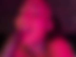 xoxgoldie's Live Sex Cam Show