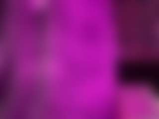 Live cam show with xoxgoldie - Bedroom on Camsoda