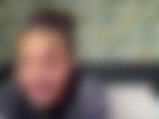 xoxgoldie's Live Sex Cam Show