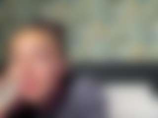xoxgoldie's Live Sex Cam Show
