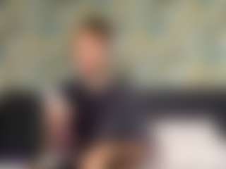 xoxgoldie's Live Sex Cam Show