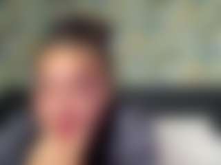 xoxgoldie's Live Sex Cam Show