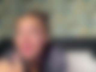 xoxgoldie's Live Sex Cam Show